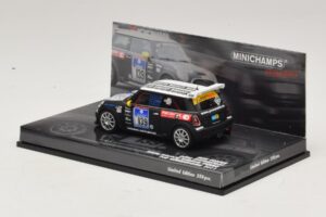 Mini Cooper Dörr Motorsport #139 Hahn / Holoch 24 Hours of Nürburgring 2011 Minichamps 1:43 437112139 Metal - imagem 3 de 5