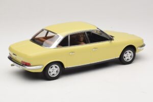 NSU Ro80 Amarelo Minichamps 1:18 151015402 Metal - imagem 2 de 6