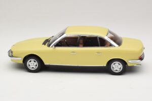 NSU Ro80 Amarelo Minichamps 1:18 151015402 Metal - imagem 3 de 6