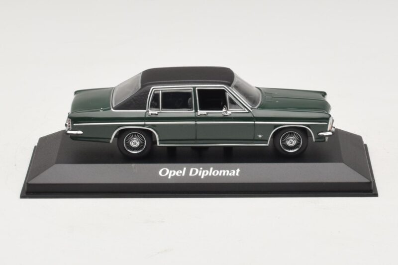 Opel Diplomat B Verde Escuro Maxichamps 1:43 940046070 Metal