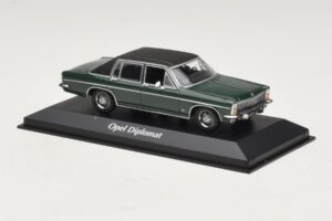 Opel Diplomat B Verde Escuro Maxichamps 1:43 940046070 Metal - imagem 3 de 4