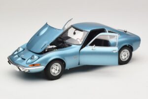 Opel GT Blue Metallic Minichamps 1:18 180049030 Metal - imagem 2 de 8