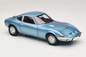 Opel GT Blue Metallic Minichamps 1:18 180049030 Metal - imagem 6 de 8