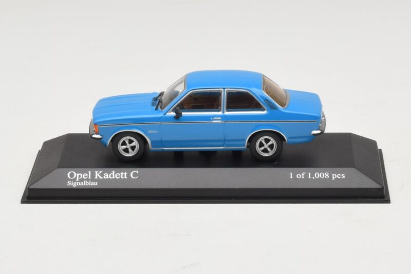 Opel Kadett C Azul Minichamps 1:43 Opel Kadett C Azul Minichamps 1:43 400048101 Metal