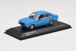 Opel Kadett C Azul Minichamps 1:43 400048101 Metal - imagem 2 de 4