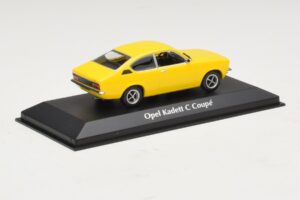 Opel Kadett C Coupe Amarelo Maxichamps 1:43 940045620 Metal - imagem 2 de 4