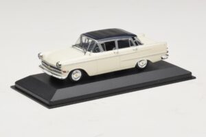 Opel Kapitan A Branco Minichamps 1:43 400048000 Metal - imagem 2 de 4