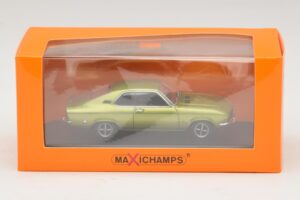 Opel Manta A Verde Metálico Maxichamps 1:43 940045501 Metal - imagem 4 de 4