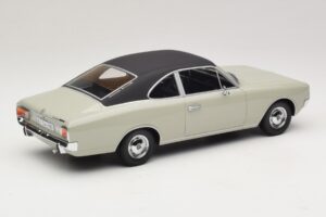 Opel Rekord C Coupé Cinzento Minichamps 1:18 107047022 Resina - imagem 2 de 6