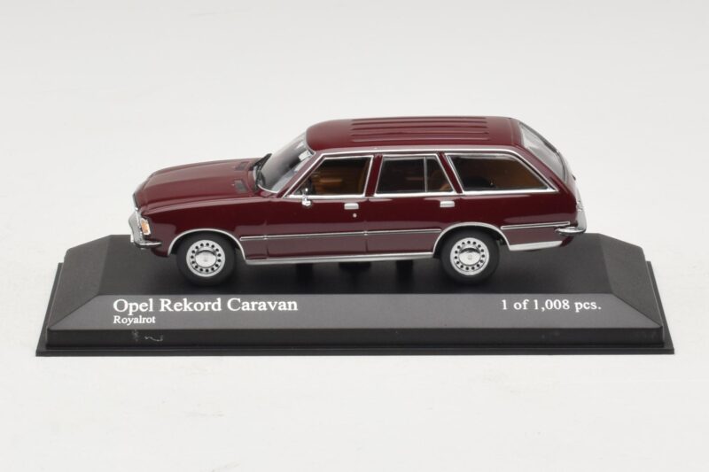 Opel Rekord D Caravan Vermelho Minichamps 1:43 Opel Rekord D Caravan Vermelho Minichamps 1:43 400044012 Metal