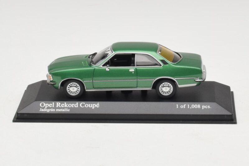 Opel Rekord D Coupé Verde Metalizado Minichamps 1:43 Opel Rekord D Coupé Verde Metalizado Minichamps 1:43 400044022 Metal