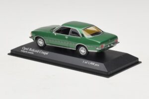 Opel Rekord D Coupé Verde Metalizado Minichamps 1:43 400044022 Metal - imagem 3 de 4