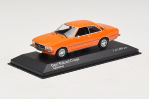 Opel Rekord D Coupé Laranja Minichamps 1:43 400044024 Metal - imagem 2 de 4