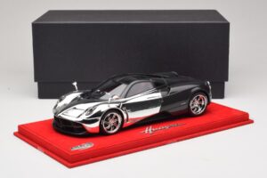 Pagani Huayra Chrome Silver Peça Única BBR 1:18 P1873CM Resina - imagem 6 de 7