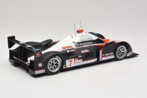 Peugeot 908 HDi FAP LMP1 #7 M. Gene / N. Minassian / J. Villeneuve 24 Hours of Le Mans 2007 Minichamps 1:18 150071207 Metal - imagem 2 de 6