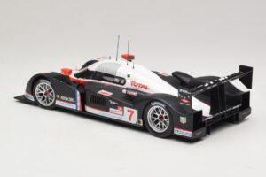 Peugeot 908 HDi FAP LMP1 #7 M. Gene / N. Minassian / J. Villeneuve 24 Hours of Le Mans 2007 Minichamps 1:18 150071207 Metal - imagem 5 de 6