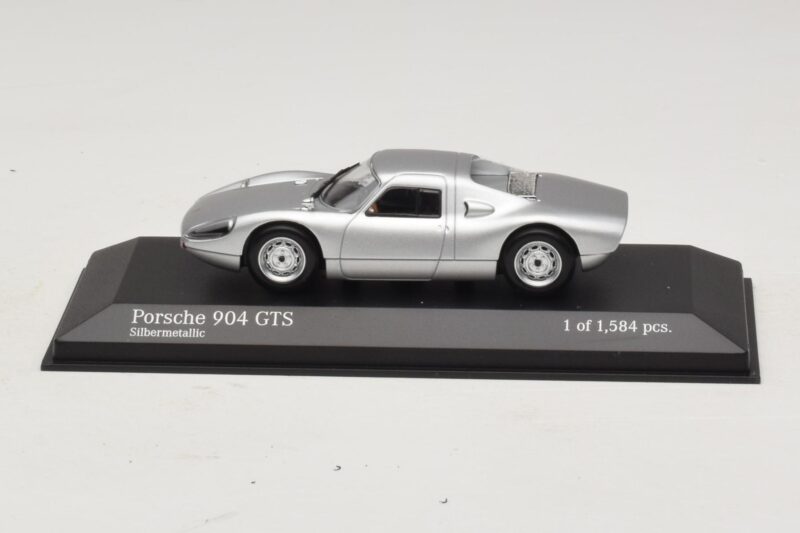 Porsche 904 GTS Prata Minichamps 1:43 Porsche 904 GTS Prata Minichamps 1:43 400065721 Metal