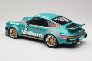 Porsche 911 934 Vaillant #6 T. Hezemans Winner DRM Norisring 1976 Minichamps 1:12 125766406 Metal - imagem 5 de 6