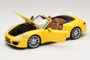 Porsche 911 991 Carrera S Cabriolet Amarelo Minichamps 1:18 100061031 Metal - imagem 2 de 8