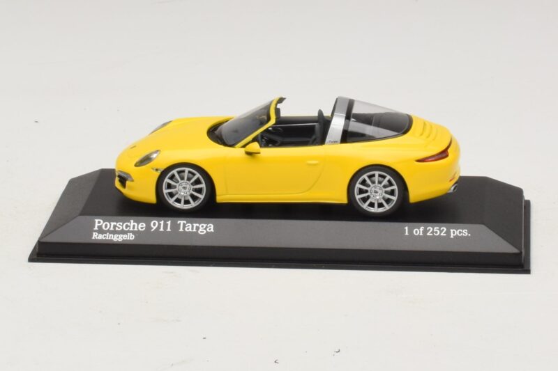 Porsche 911 991 Targa Amarelo Minichamps 1:43 Porsche 911 991 Targa Amarelo Minichamps 1:43 410062441 Metal