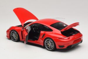 Porsche 911 991 Turbo S Vermelho Minichamps 1:18 110062320 Metal - imagem 5 de 8