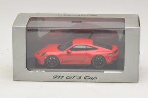 Porsche 911 992 GT3 Touring Vermelho Minichamps 1:43 WAP02012617-R1 Metal - imagem 4 de 4