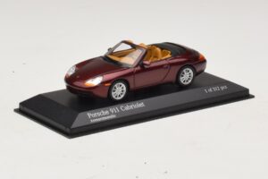 Porsche 911 996 Cabriolet Vermelho Metálico Minichamps 1:43 400061092 Metal - imagem 2 de 4