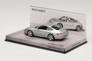 Porsche 911 996 Carrera 40.º Aniversário Prata Minichamps 1:43 436061070 Metal - imagem 3 de 5