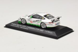 Porsche 911 996 GT3 Cup #21 Mamerow Porsche Carrera Cup Deutschland 2005 Minichamps 1:43 403056221 Metal - imagem 3 de 4