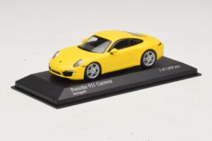 Porsche 911 996 Amarelo Minichamps 1:43 400061182 Metal - imagem 2 de 4