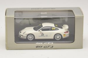 Porsche 911 997 GT3 #22 Branco Minichamps 1:43 WAP020102016 Metal - imagem 4 de 4