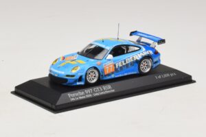 Porsche 911 997 GT3 RSR GT2 #77 M. Lieb / R. Lietz / W. Henzler 24 Hours of Le Mans 2010 Minichamps 1:43 410106977 Metal - imagem 2 de 4