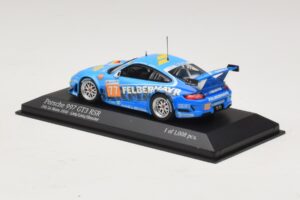 Porsche 911 997 GT3 RSR GT2 #77 M. Lieb / R. Lietz / W. Henzler 24 Hours of Le Mans 2010 Minichamps 1:43 410106977 Metal - imagem 3 de 4