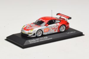 Porsche 911 997 GT3 RSR GT2 #80 S. Neiman / D. Law 24 Hours of Le Mans 2010 Minichamps 1:43 410106980 Metal - imagem 2 de 4