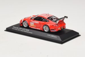 Porsche 911 997 GT3 RSR GT2 #97 M. Holzer / R. Westbrook 24 Hours of Le Mans 2010 Minichamps 1:43 410106997 Metal - imagem 3 de 4