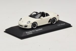 Porsche 911 997 Speedster Branco Minichamps 1:43 400069531 Metal - imagem 2 de 4