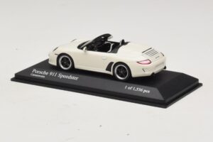 Porsche 911 997 Speedster Branco Minichamps 1:43 400069531 Metal - imagem 3 de 4
