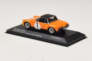 Porsche 914/6 #1 G. Larrousse / H. Marko Winners Marathon de la Route 1970 Minichamps 1:43 400706501 Metal - imagem 3 de 4