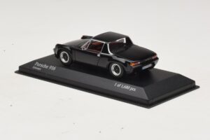 Porsche 916 Preto Minichamps 1:43 400066060 Metal - imagem 3 de 4