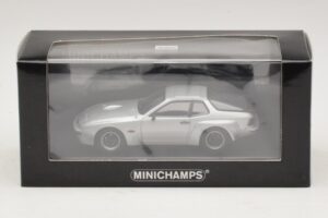 Porsche 924 Carrera GT Prata Minichamps 1:43 400066121 Metal - imagem 4 de 4