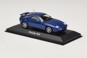 Porsche 928 Azul Metálico Maxichamps 1:43 940068101 Metal - imagem 3 de 4
