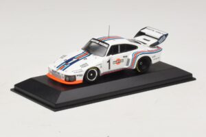 Porsche 935/76 Martini Racing #1 R. Stommelen / M. Schurti ADAC 1000km Nurburgring 1976 Minichamps 1:43 400766301 Metal - imagem 2 de 4