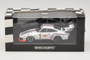 Porsche 935/76 Martini Racing #1 R. Stommelen / M. Schurti ADAC 1000km Nurburgring 1976 Minichamps 1:43 400766301 Metal - imagem 4 de 4