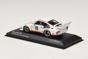 Porsche 935 Kremer Racing #8 R. Joest / B. Wollek 24 Hours of Daytona 1977 Minichamps 1:43 400776308 Metal - imagem 3 de 4
