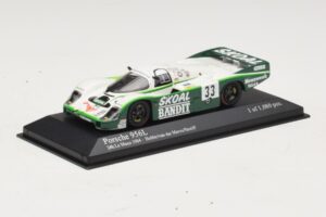 Porsche 956L #33 D. Hobbs / P. Streiff 24 Hours of Le Mans 1984 Minichamps 1:43 430846533 Metal - imagem 2 de 4