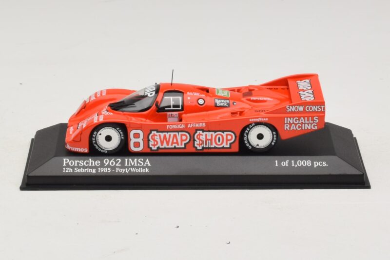 Porsche 962 IMSA #8 A.J. Foyt / B. Wollek 12 Hours of Sebring 1985 Minichamps 1:43 400856508 Metal