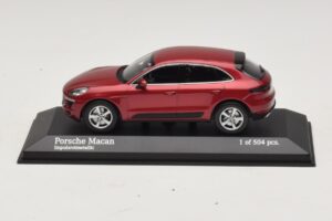 Porsche Macan 95B Vermelho Metálico Minichamps 1:43 410062600 Metal