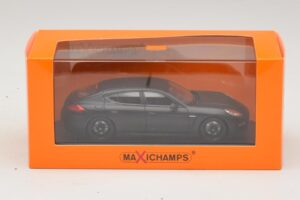 Porsche Panamera 970 Turbo Preto Fosco Maxichamps 1:43 940062370 Metal - imagem 4 de 4