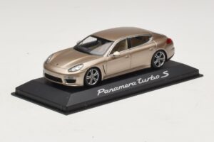 Porsche Panamera 970 Turbo S Bronze Metálico Minichamps 1:43 WAP0200600E Metal - imagem 2 de 4