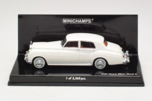 Rolls-Royce Silver Cloud II Branco Minichamps 1:43 436134900 Metal